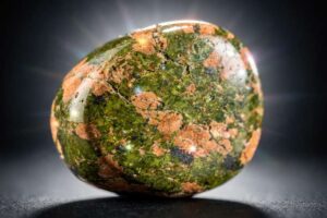 Unakite Crystal: Meaning, Healing Properties & How to Use It