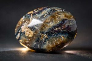 Pietersite Healing Properties: The Storm Stone’s Guide to Transformation