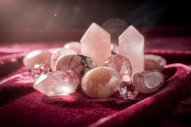 Stilbite Meaning: The Crystal of Heart Opening and Loving Guidance