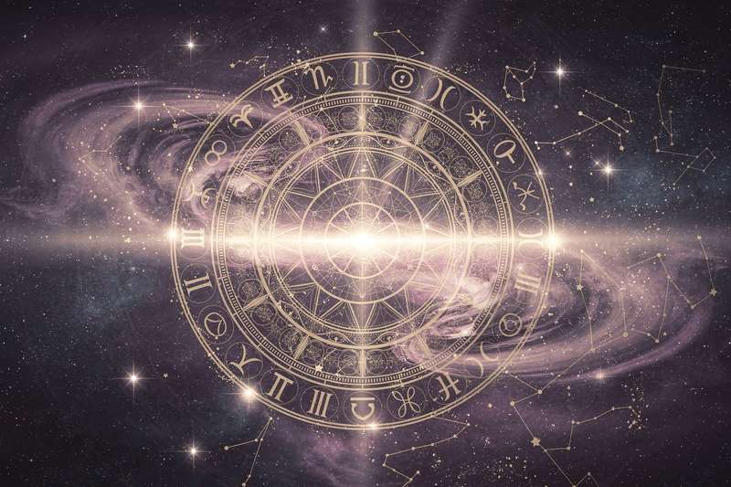 Vimshottari Dasha Explained: How Planetary Periods Shape Your Life's Chapters