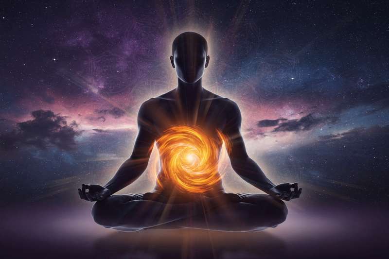 Orange and red foods like carrots, oranges, and papaya arranged together to support sacral chakra vitality.
